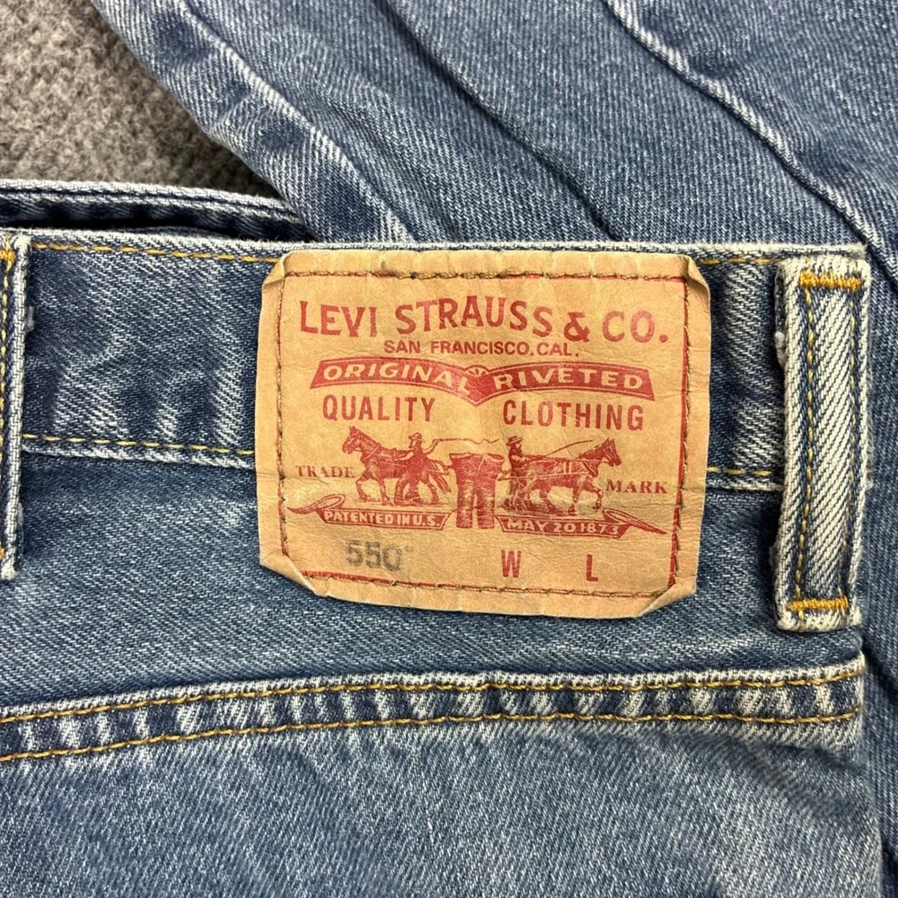 Levis levi 550